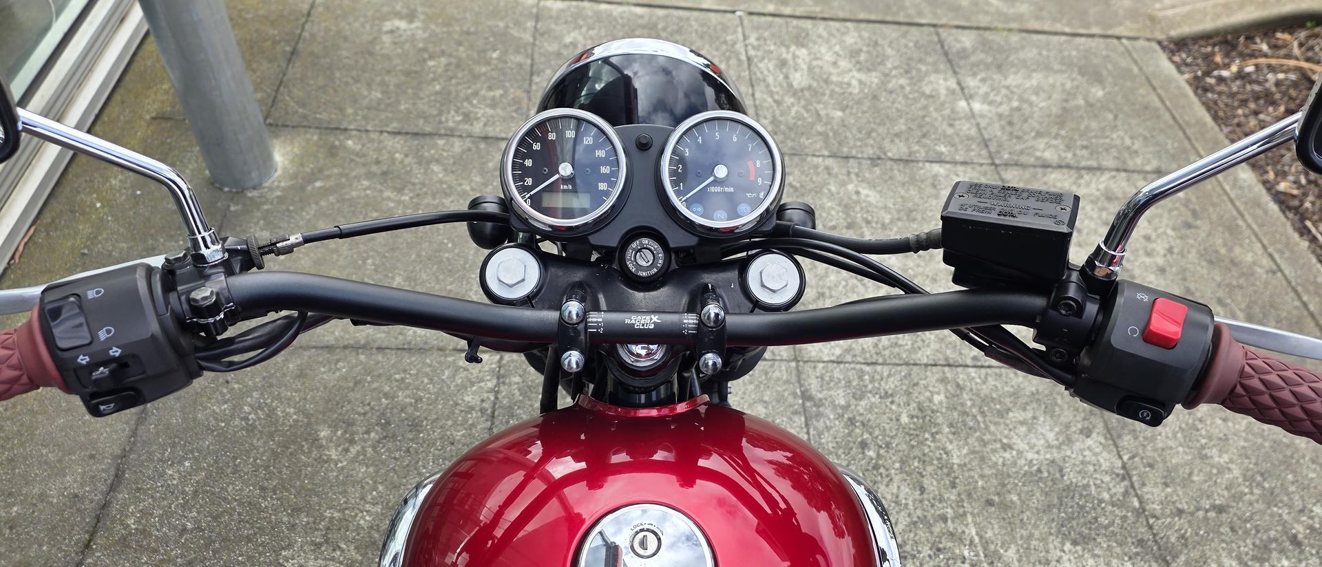 2008 KAWASAKI W400 ROAD
