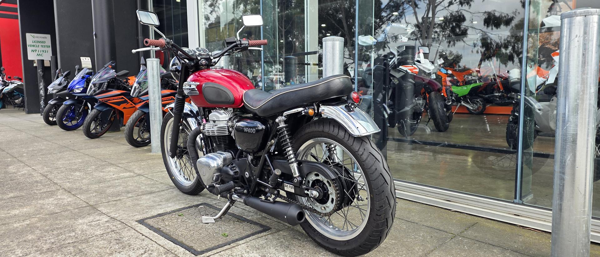2008 KAWASAKI W400 ROAD