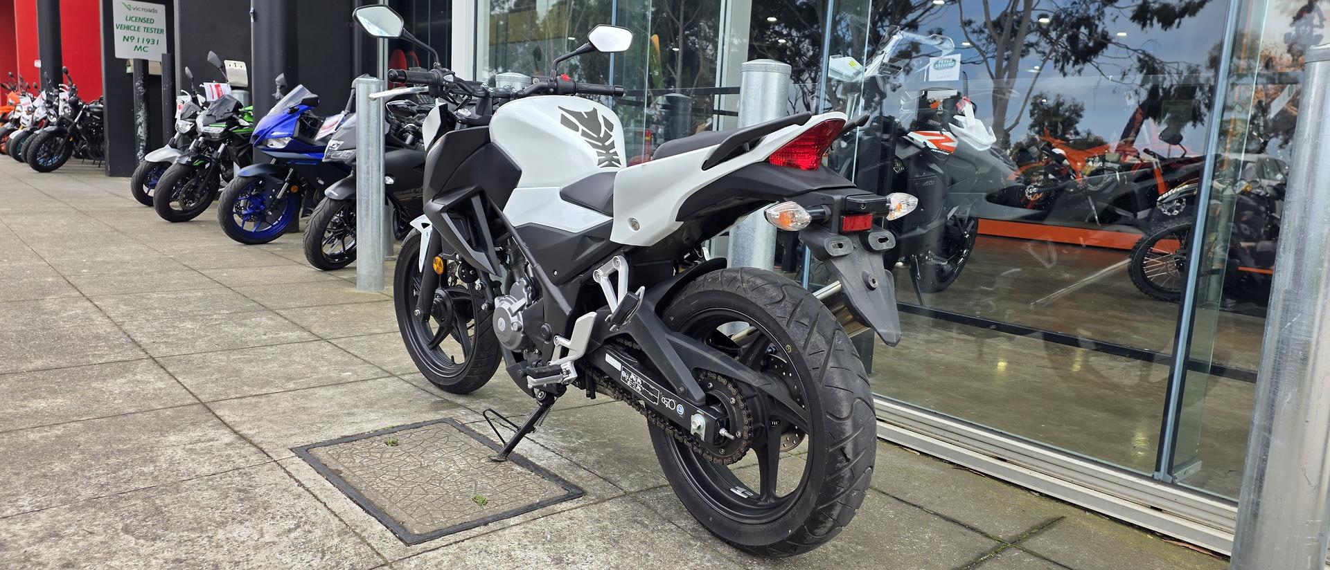 2015 HONDA CB300FA (ABS) ROAD
