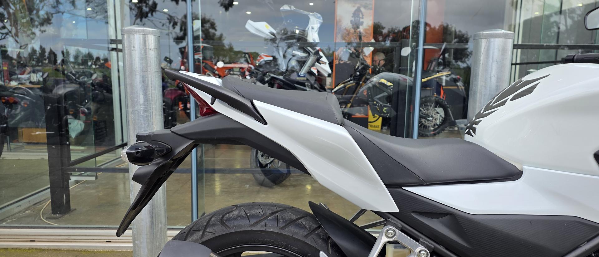 2015 HONDA CB300FA (ABS) ROAD