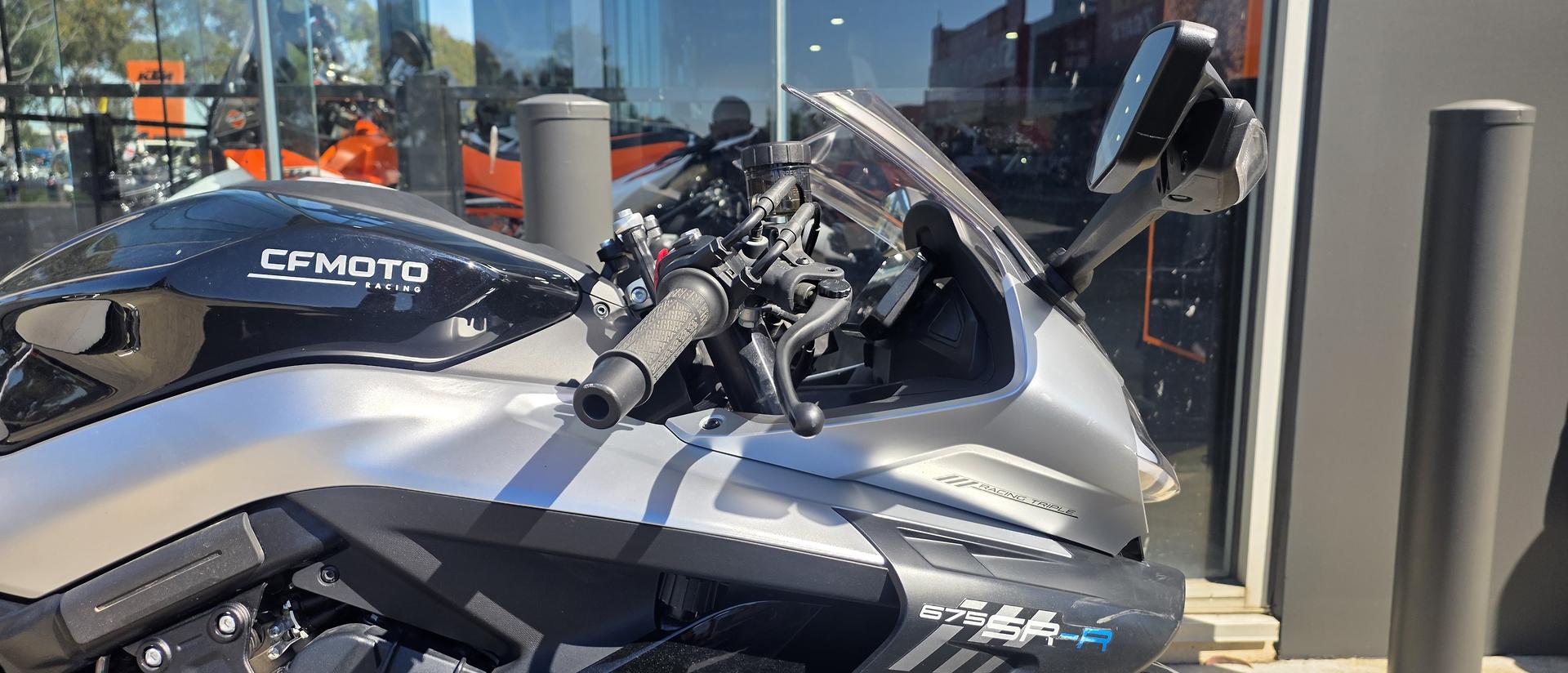 2025 CFMOTO 675 SR-R SPORTS