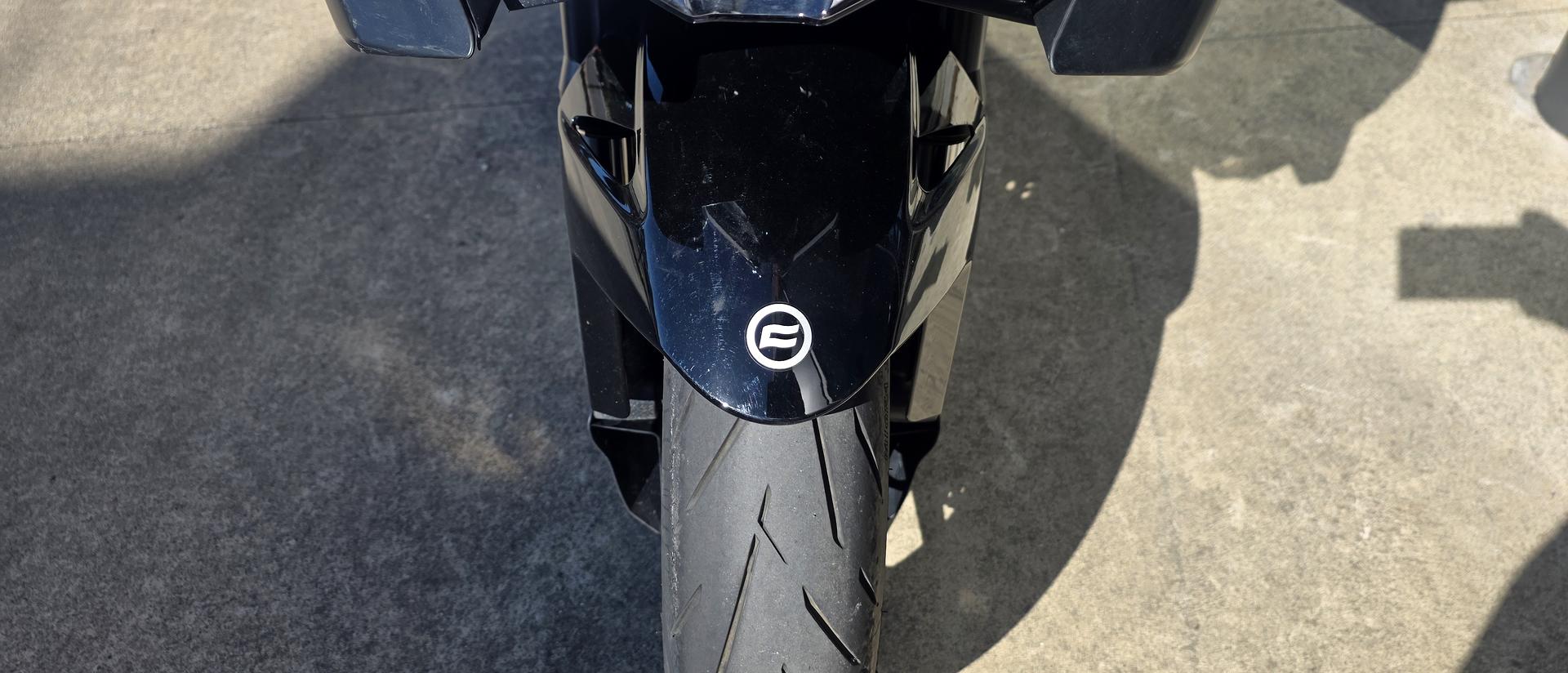 2025 CFMOTO 675 SR-R SPORTS