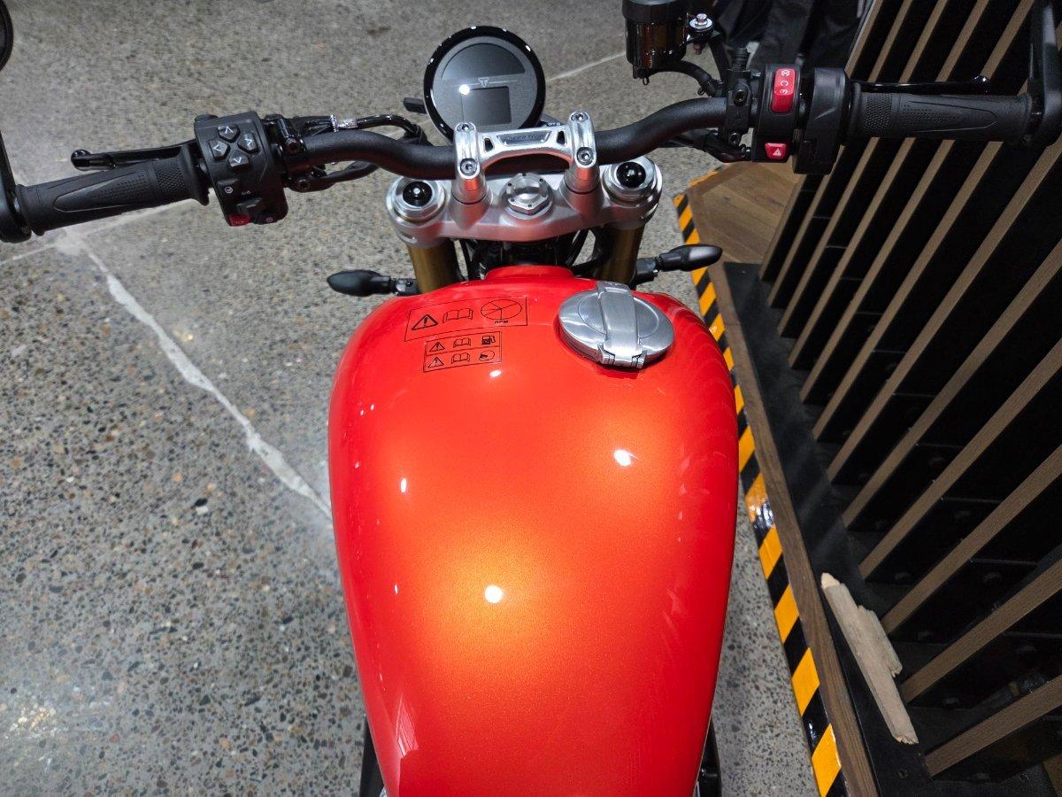 2025 TRIUMPH SPEED TWIN 1200 RS ROAD
