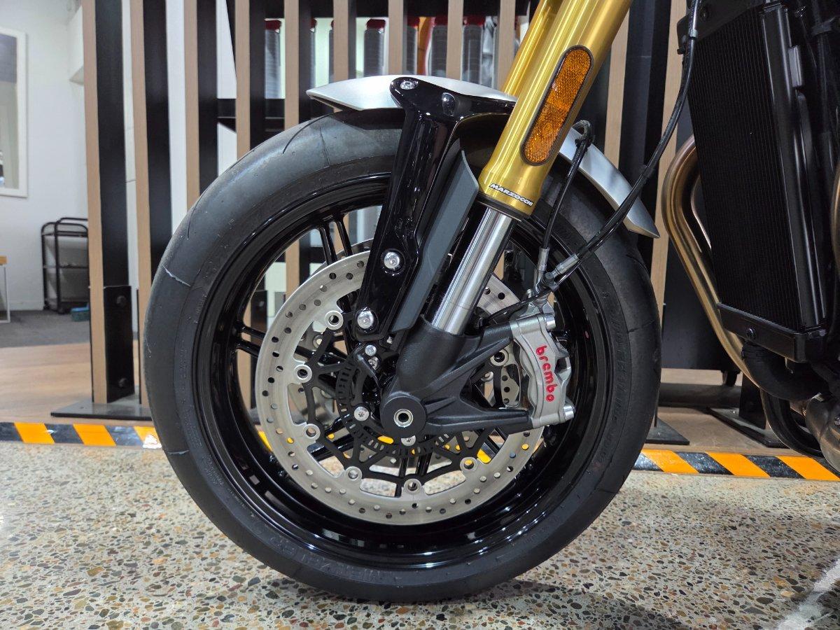 2025 TRIUMPH SPEED TWIN 1200 RS ROAD