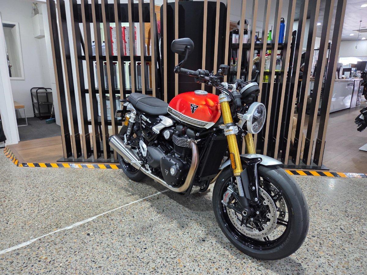 2025 TRIUMPH SPEED TWIN 1200 RS ROAD