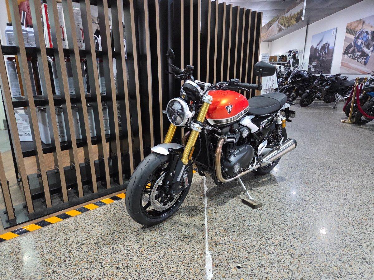 2025 TRIUMPH SPEED TWIN 1200 RS ROAD