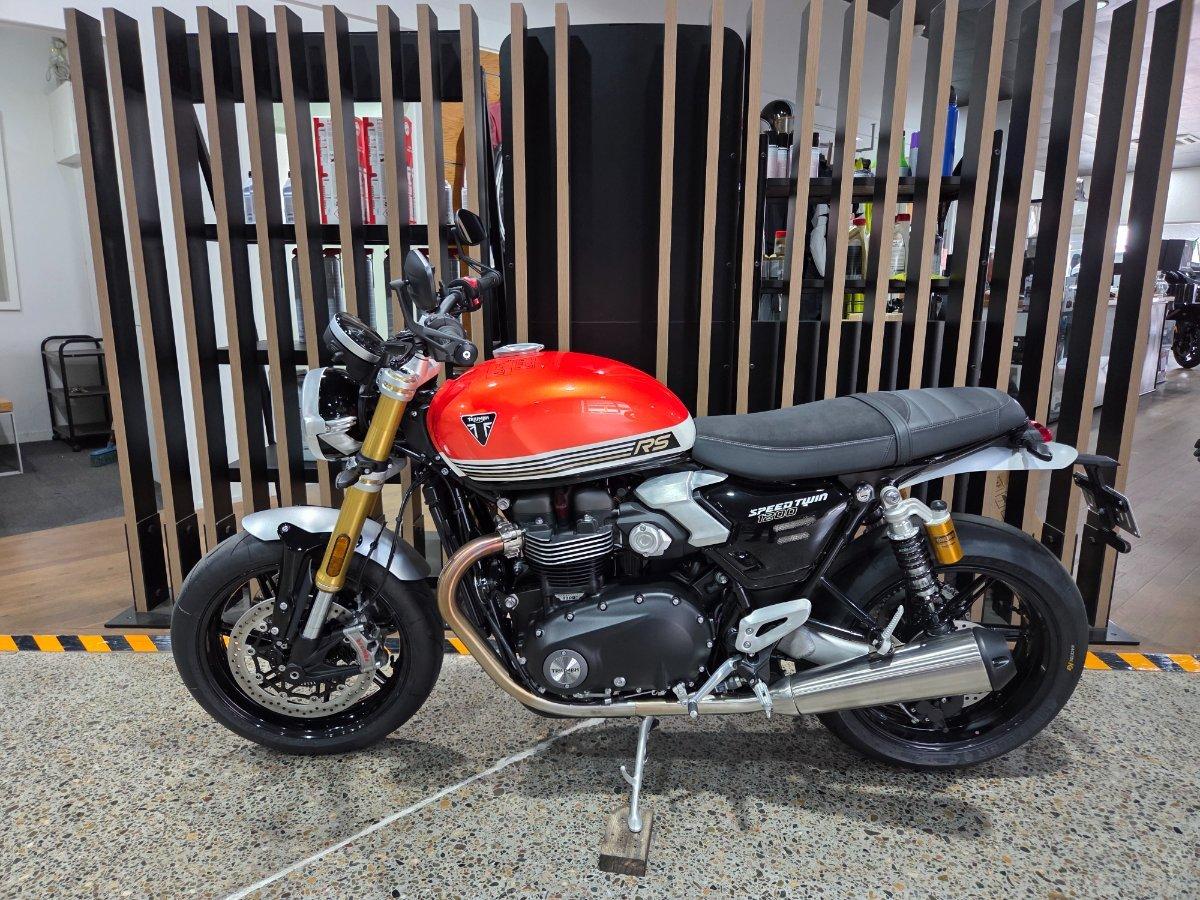 2025 TRIUMPH SPEED TWIN 1200 RS ROAD