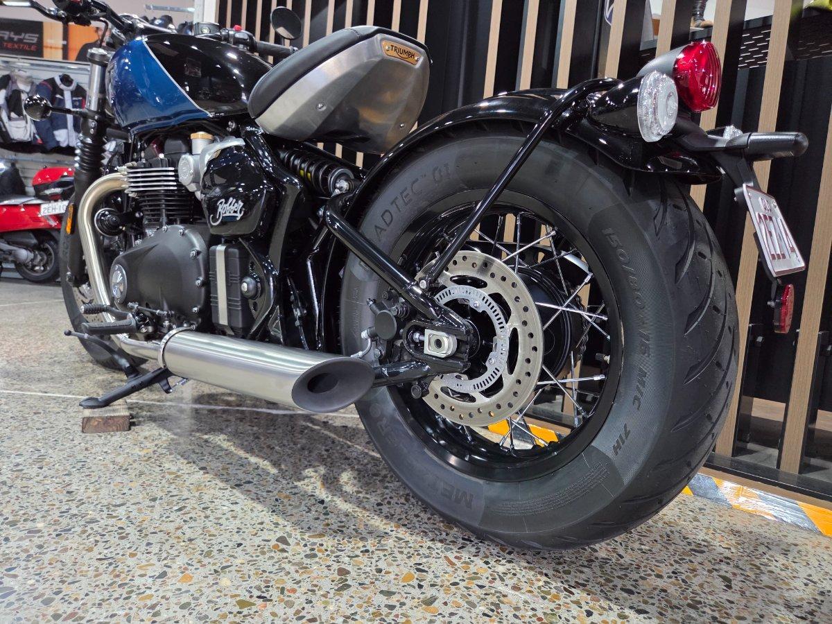 2026 TRIUMPH BONNEVILLE BOBBER ROAD