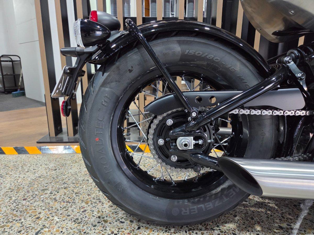 2026 TRIUMPH BONNEVILLE BOBBER ROAD