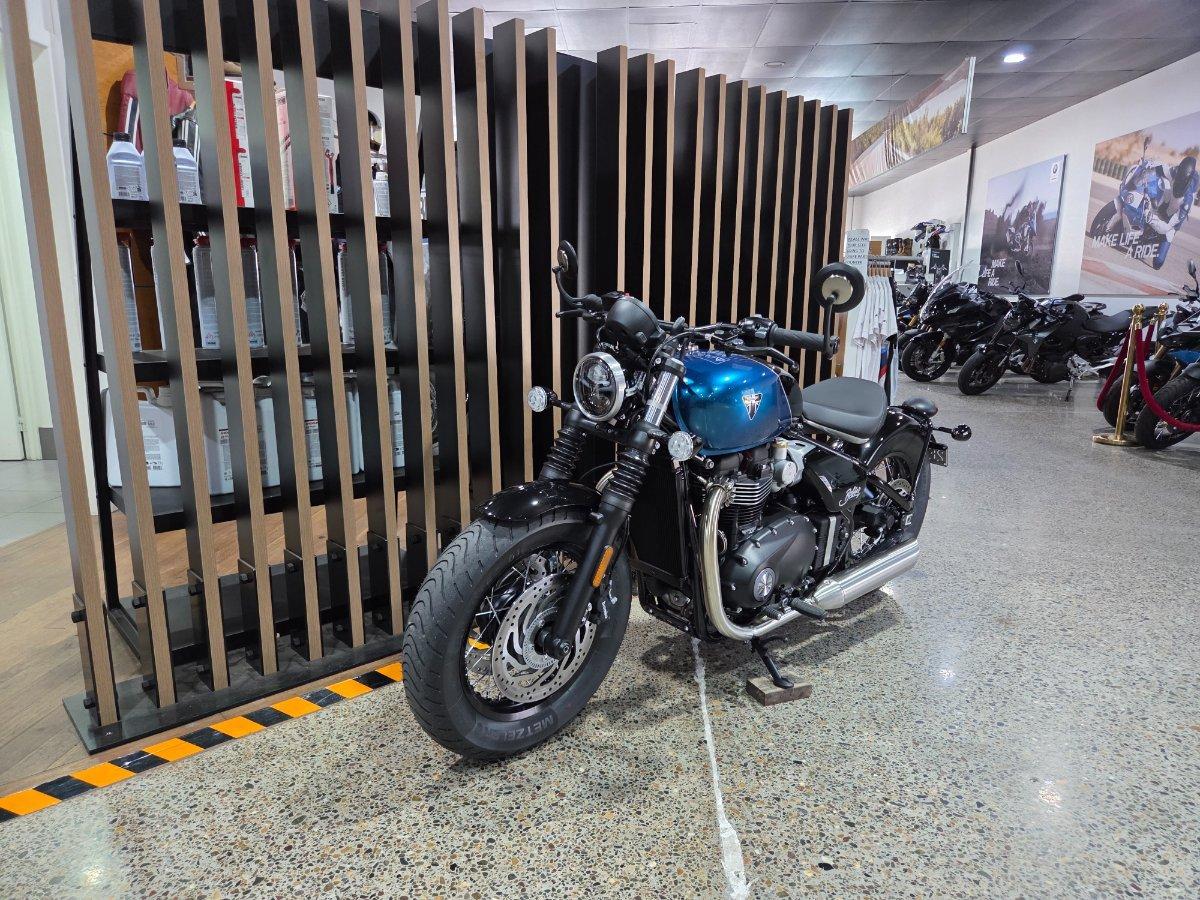 2026 TRIUMPH BONNEVILLE BOBBER ROAD