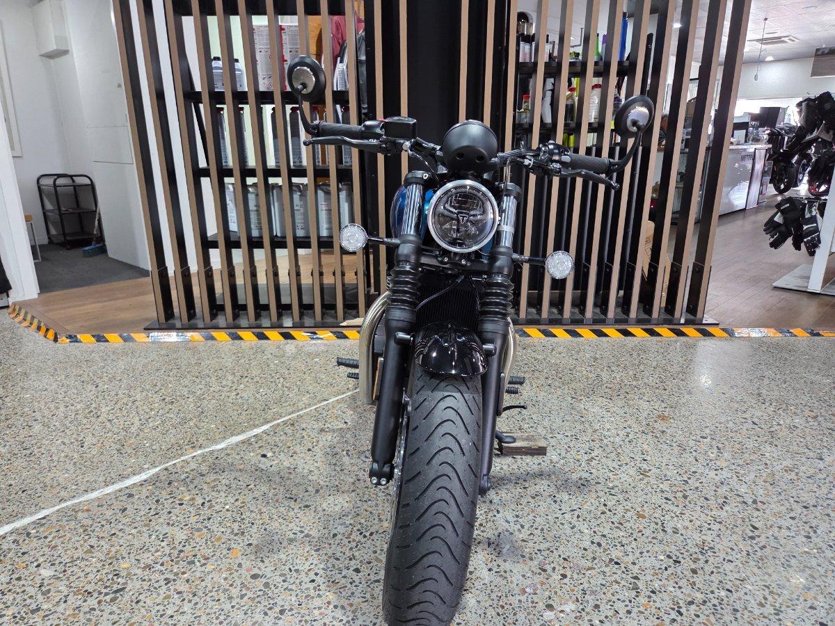 2026 TRIUMPH BONNEVILLE BOBBER ROAD