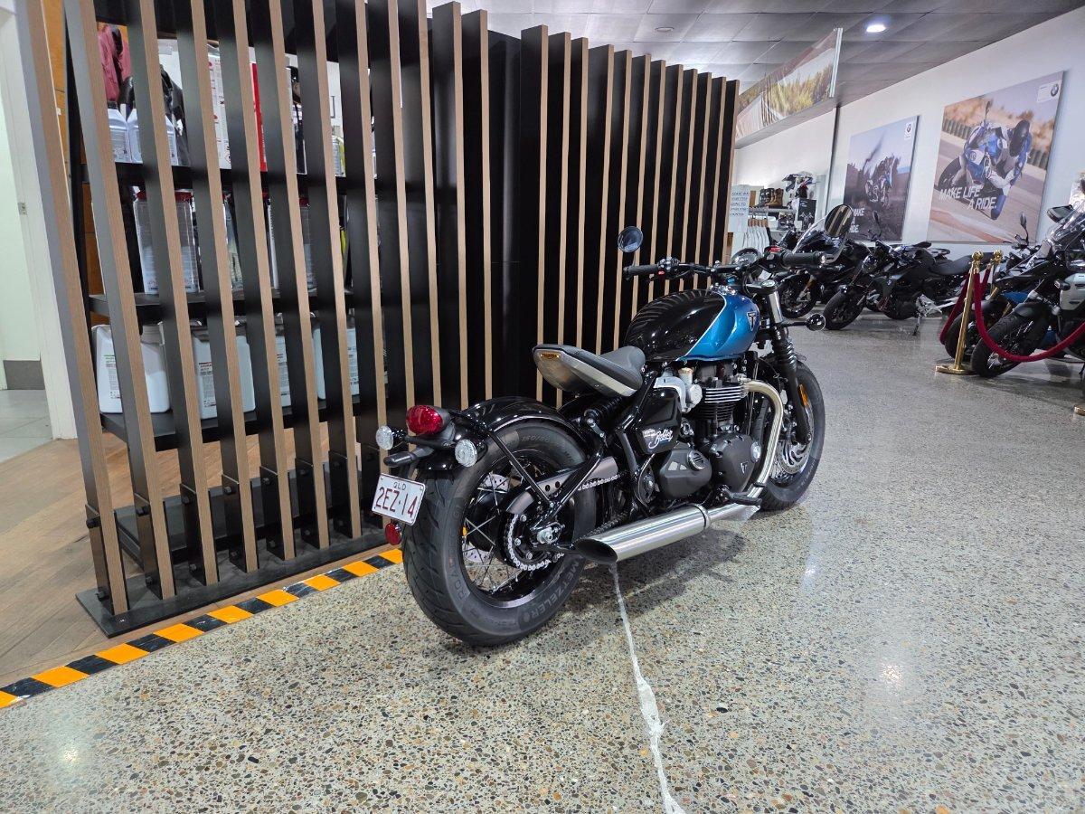 2026 TRIUMPH BONNEVILLE BOBBER ROAD