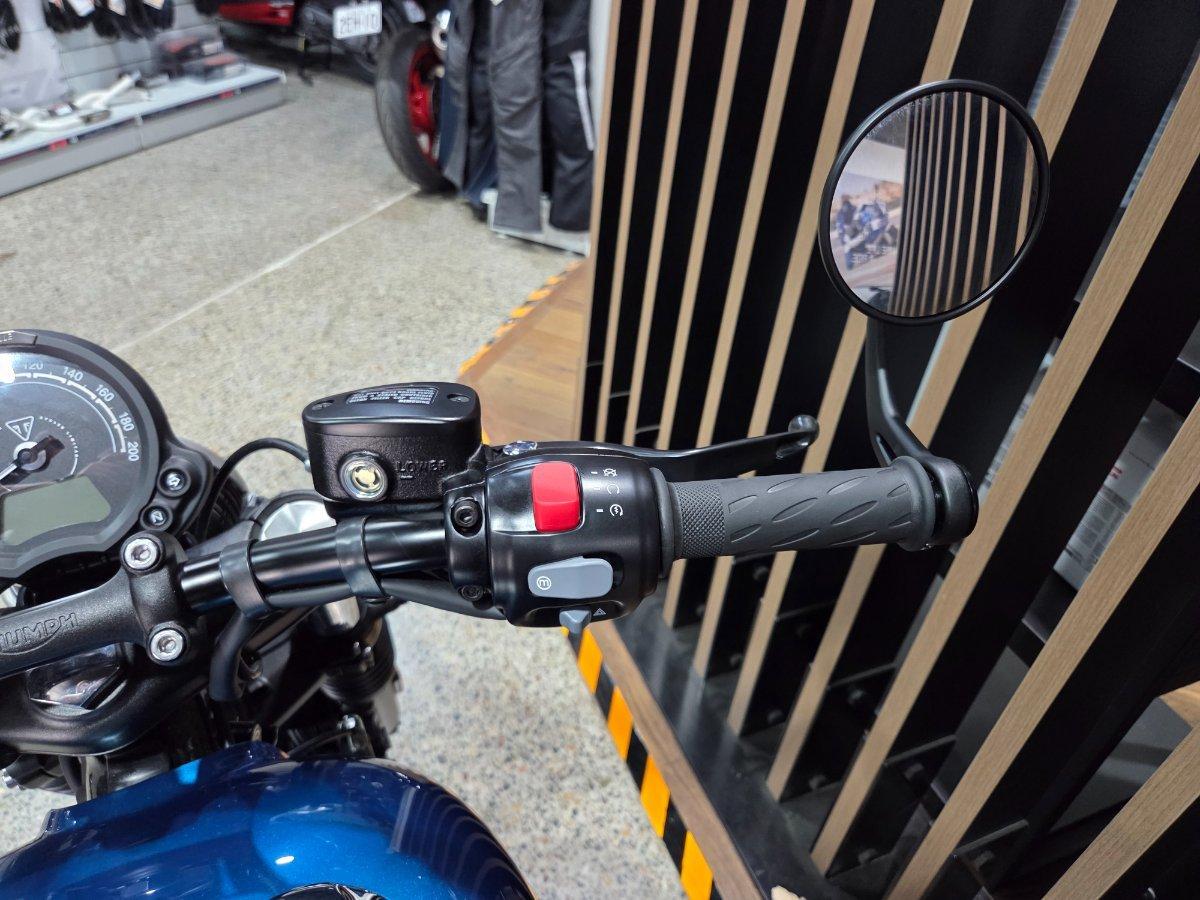 2026 TRIUMPH BONNEVILLE BOBBER ROAD