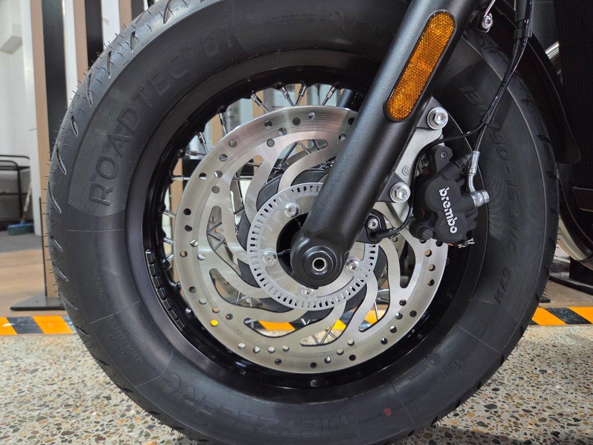 2026 TRIUMPH BONNEVILLE BOBBER ROAD