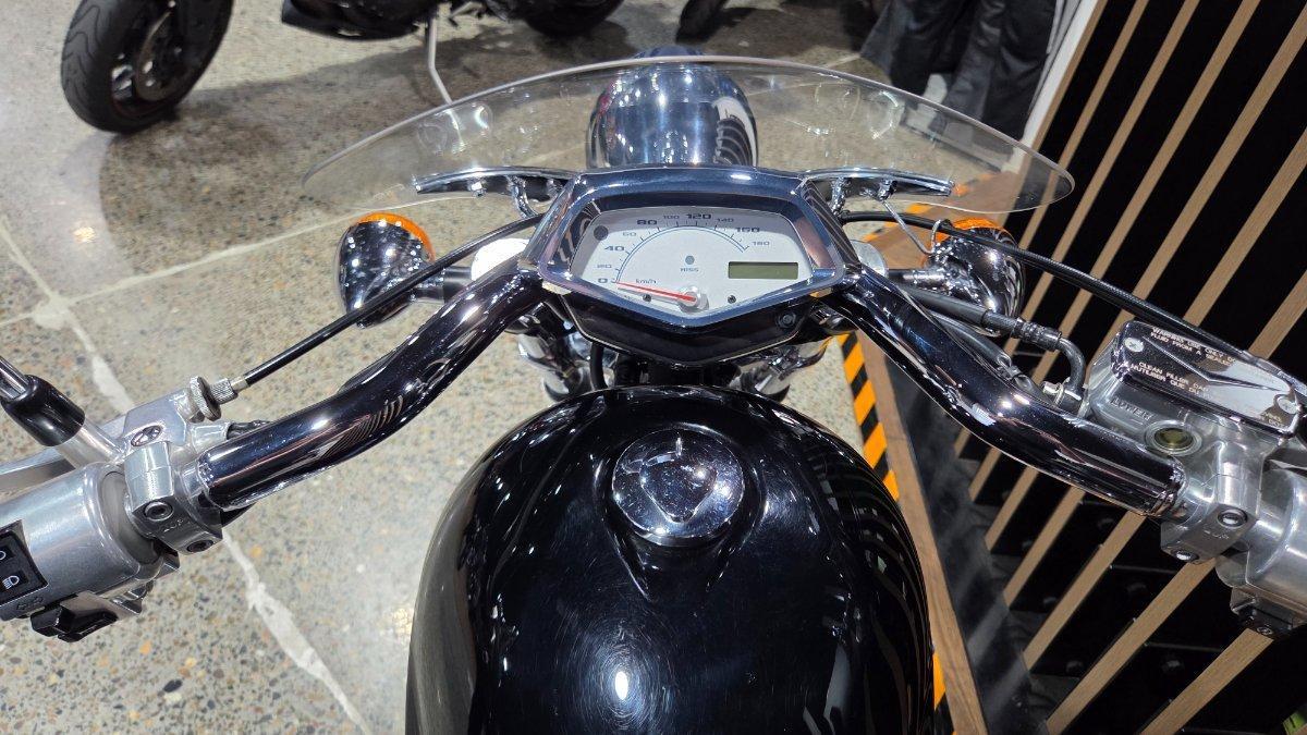 2009 HONDA VTX1300 (FURY) CRUISER