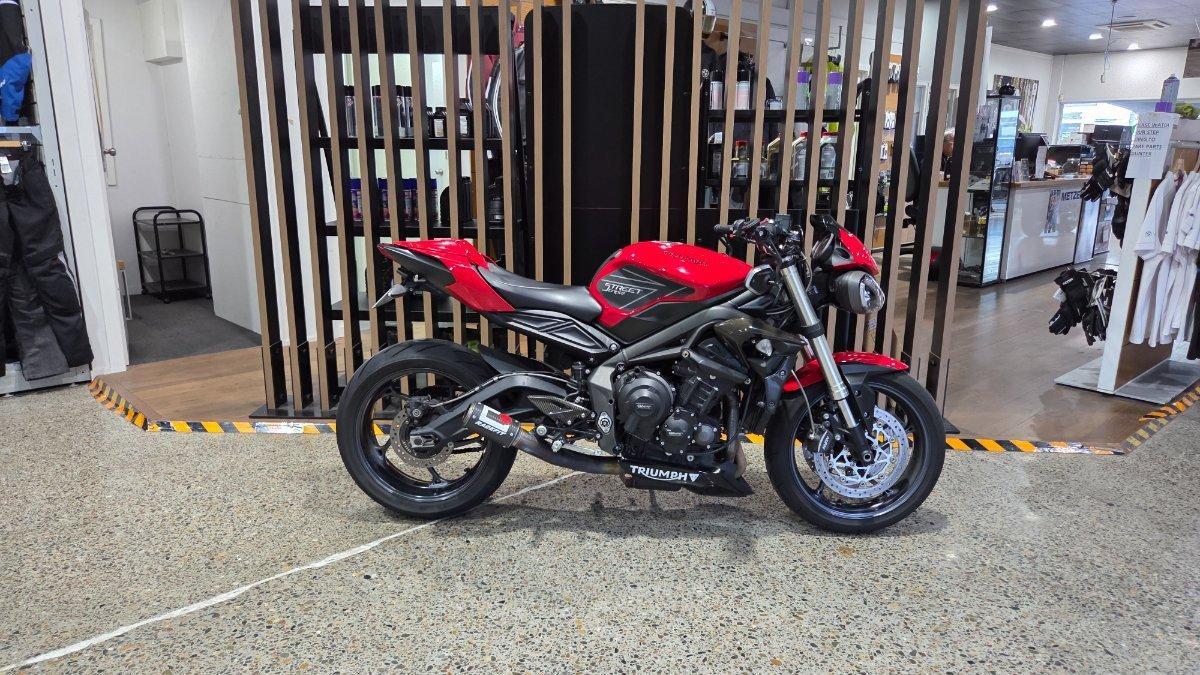 2021 TRIUMPH STREET TRIPLE S 660 LAMS ROAD