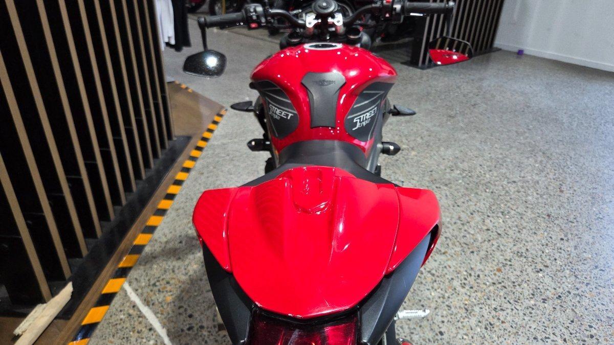 2021 TRIUMPH STREET TRIPLE S 660 LAMS ROAD