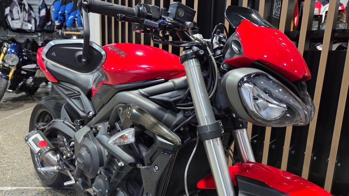 2021 TRIUMPH STREET TRIPLE S 660 LAMS ROAD