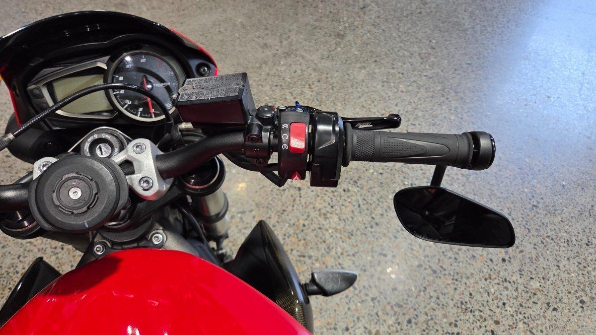 2021 TRIUMPH STREET TRIPLE S 660 LAMS ROAD