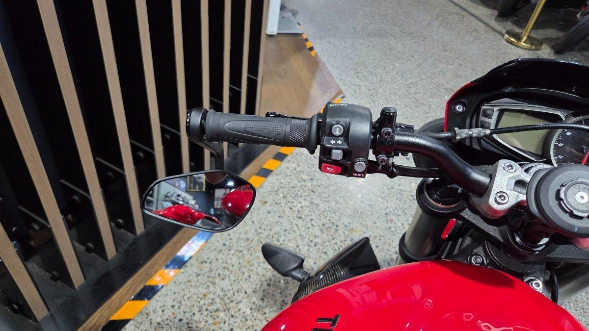 2021 TRIUMPH STREET TRIPLE S 660 LAMS ROAD