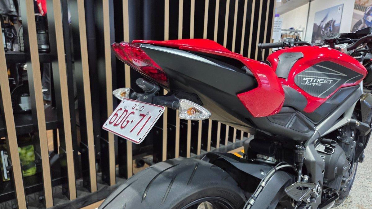 2021 TRIUMPH STREET TRIPLE S 660 LAMS ROAD