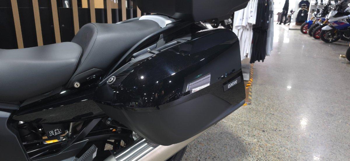 2025 BMW K 1600 GT ROAD