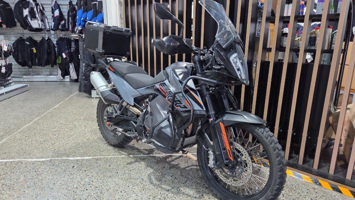 2021 KTM 890 ADVENTURE DUAL SPORTS
