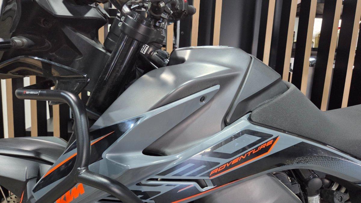 2021 KTM 890 ADVENTURE DUAL SPORTS