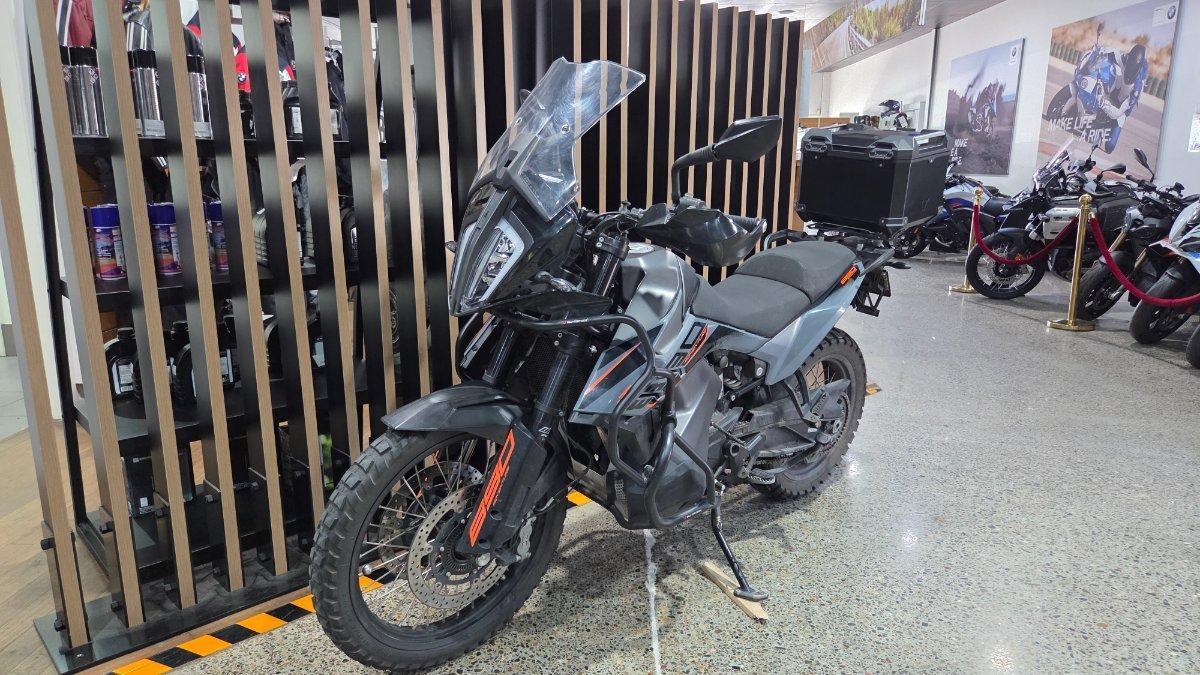 2021 KTM 890 ADVENTURE DUAL SPORTS