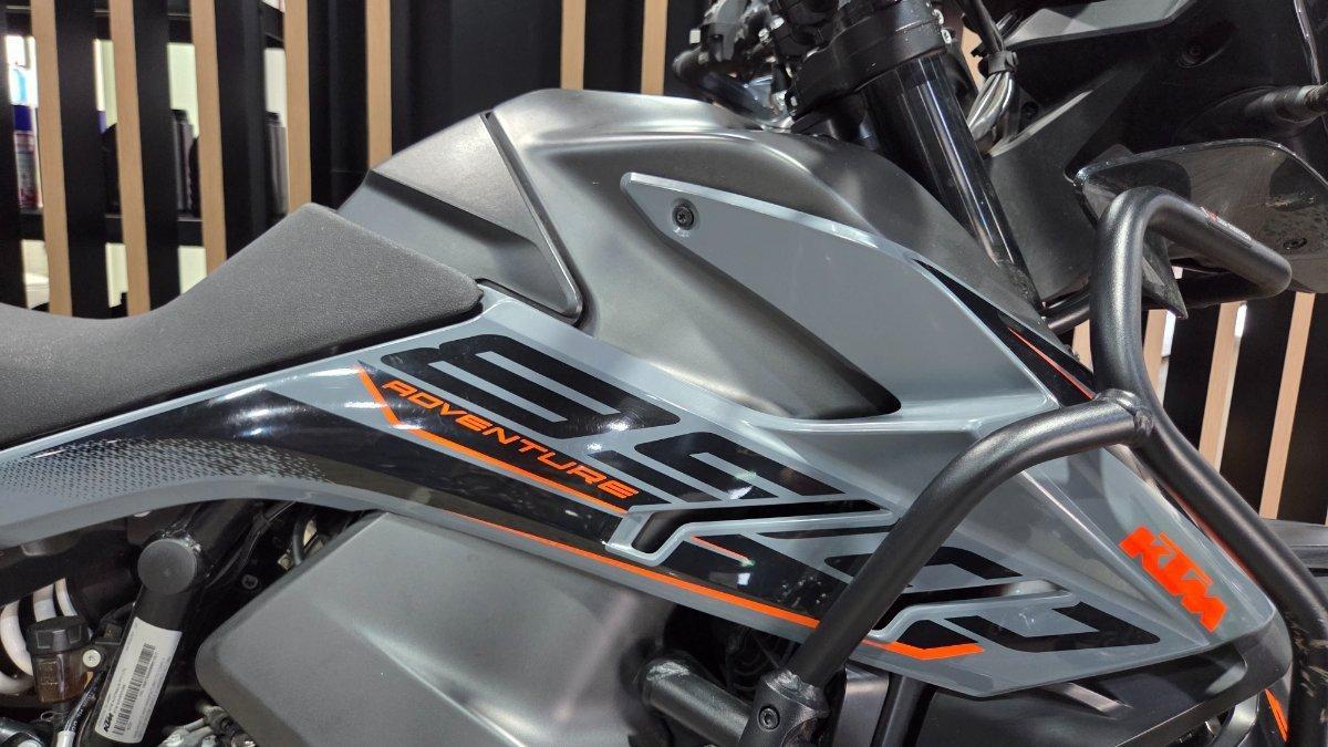 2021 KTM 890 ADVENTURE DUAL SPORTS