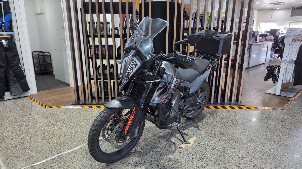 2021 KTM 890 ADVENTURE DUAL SPORTS