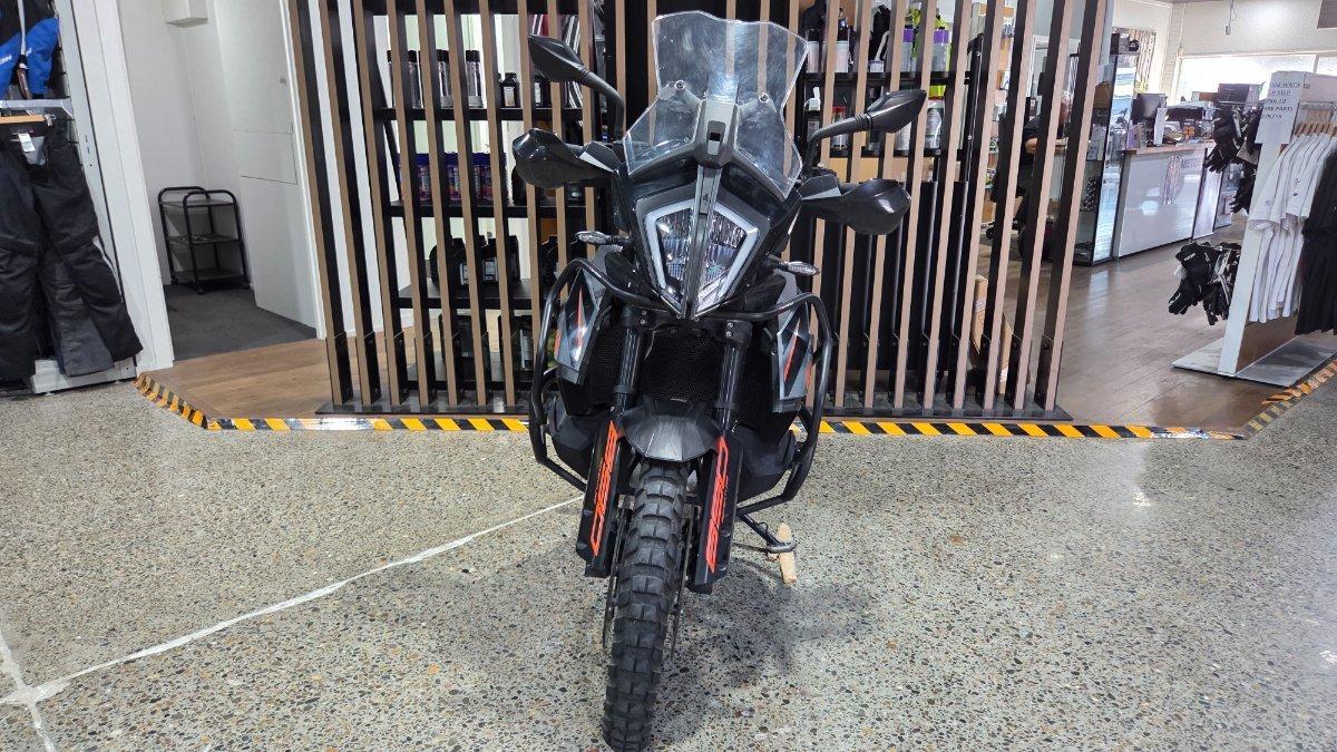 2021 KTM 890 ADVENTURE DUAL SPORTS