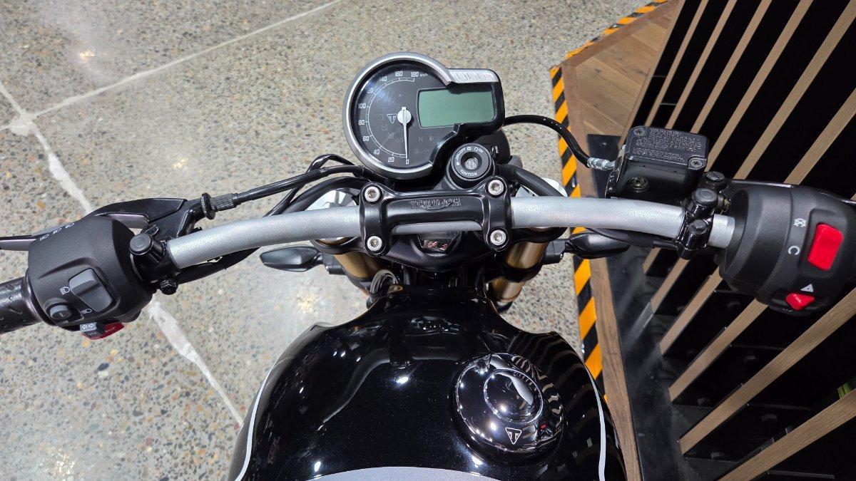 2025 TRIUMPH SPEED 400 ROAD