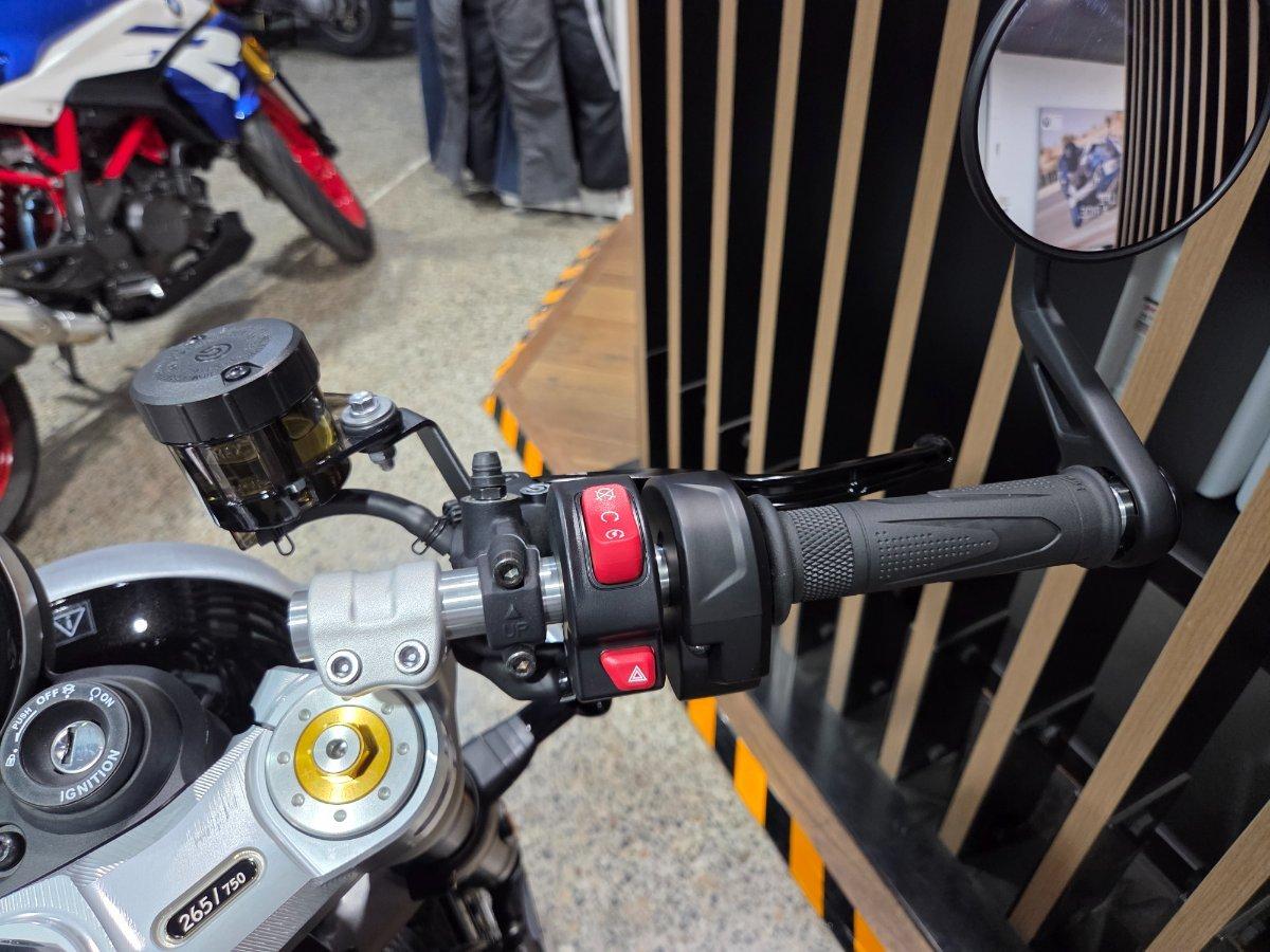 2026 TRIUMPH SPEED TWIN 1200 TFC ROAD