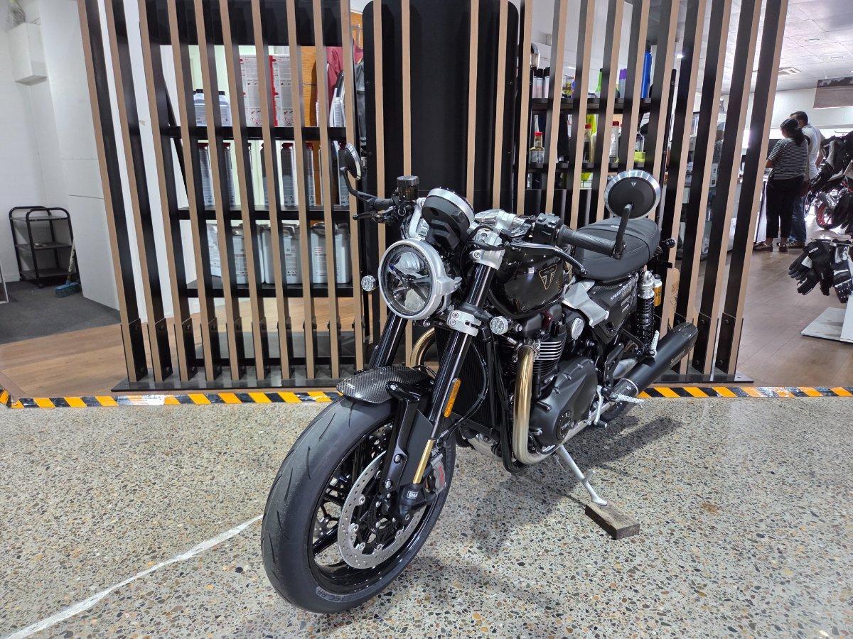 2026 TRIUMPH SPEED TWIN 1200 TFC ROAD
