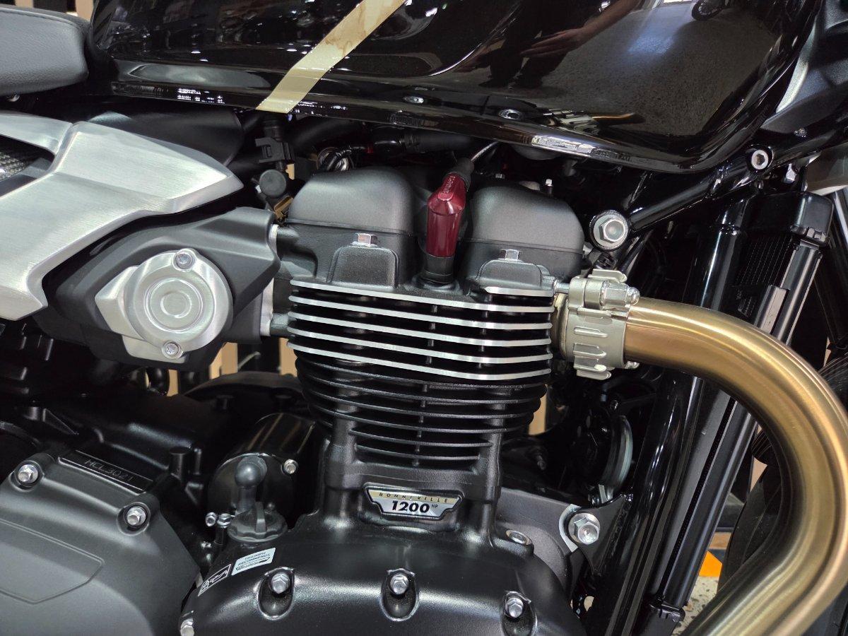 2026 TRIUMPH SPEED TWIN 1200 TFC ROAD