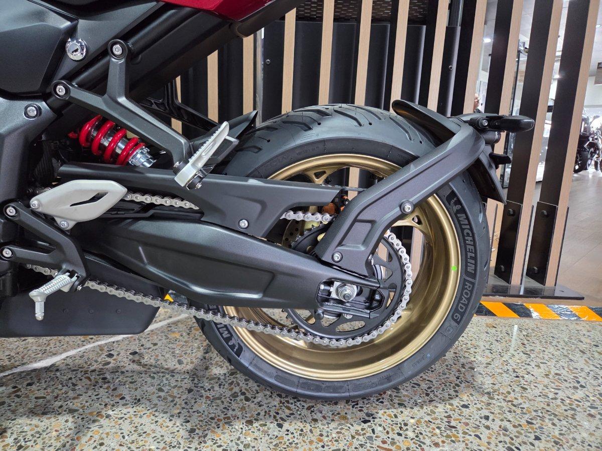2026 TRIUMPH TRIDENT 800 ROAD