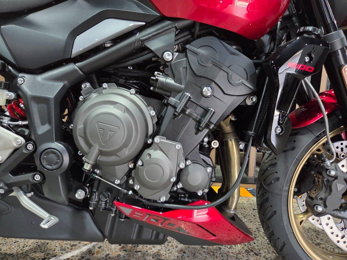 2026 TRIUMPH TRIDENT 800 ROAD