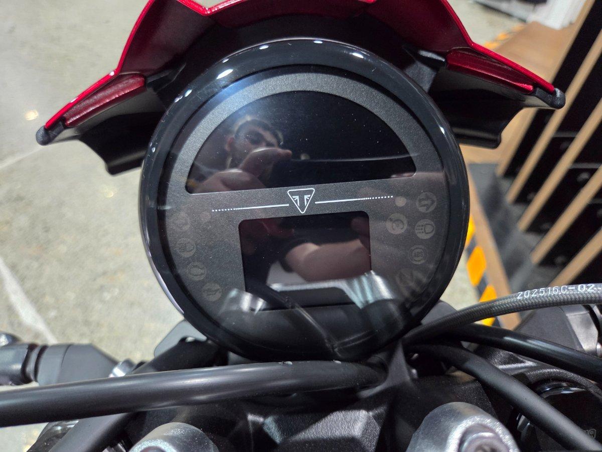 2026 TRIUMPH TRIDENT 800 ROAD