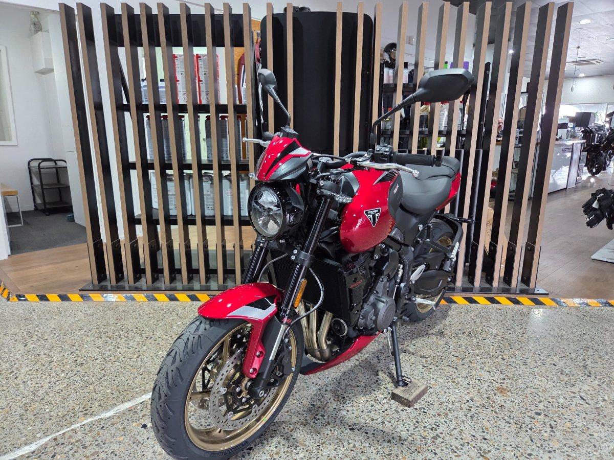 2026 TRIUMPH TRIDENT 800 ROAD