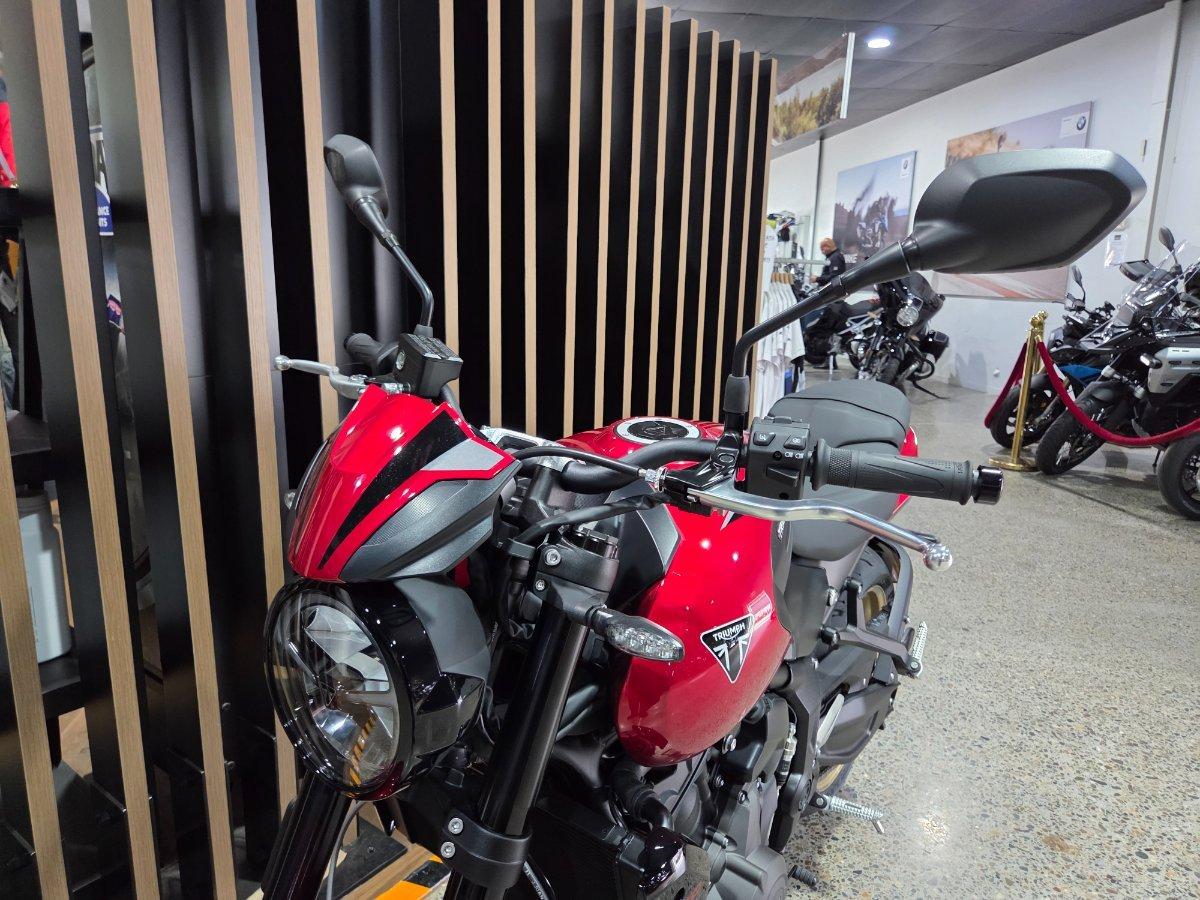 2026 TRIUMPH TRIDENT 800 ROAD
