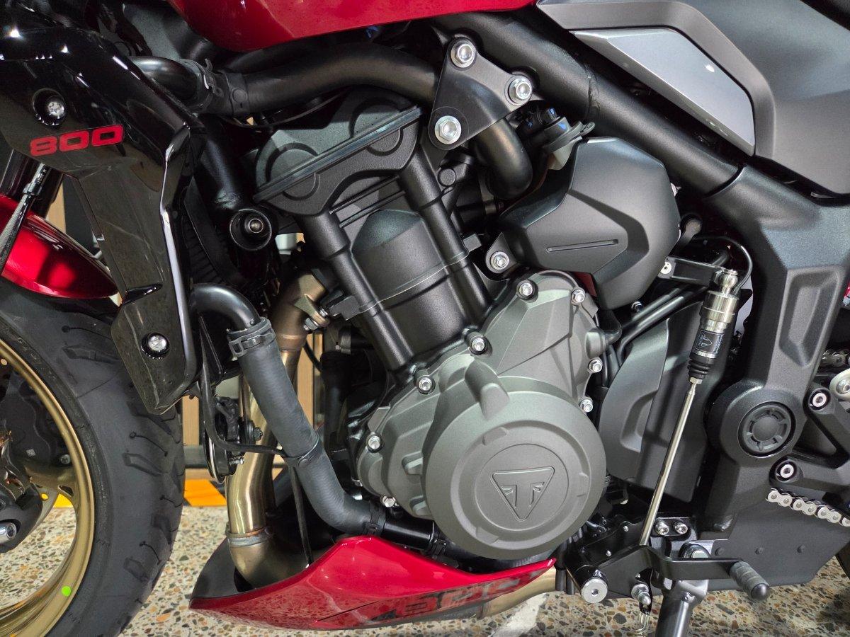 2026 TRIUMPH TRIDENT 800 ROAD