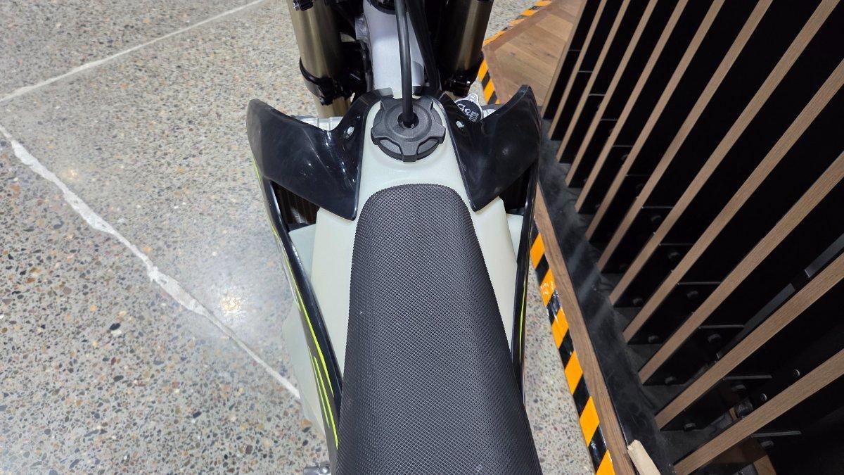 2025 TRIUMPH TF 250-E ENDURO
