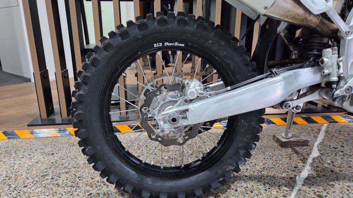 2025 TRIUMPH TF 250-E ENDURO
