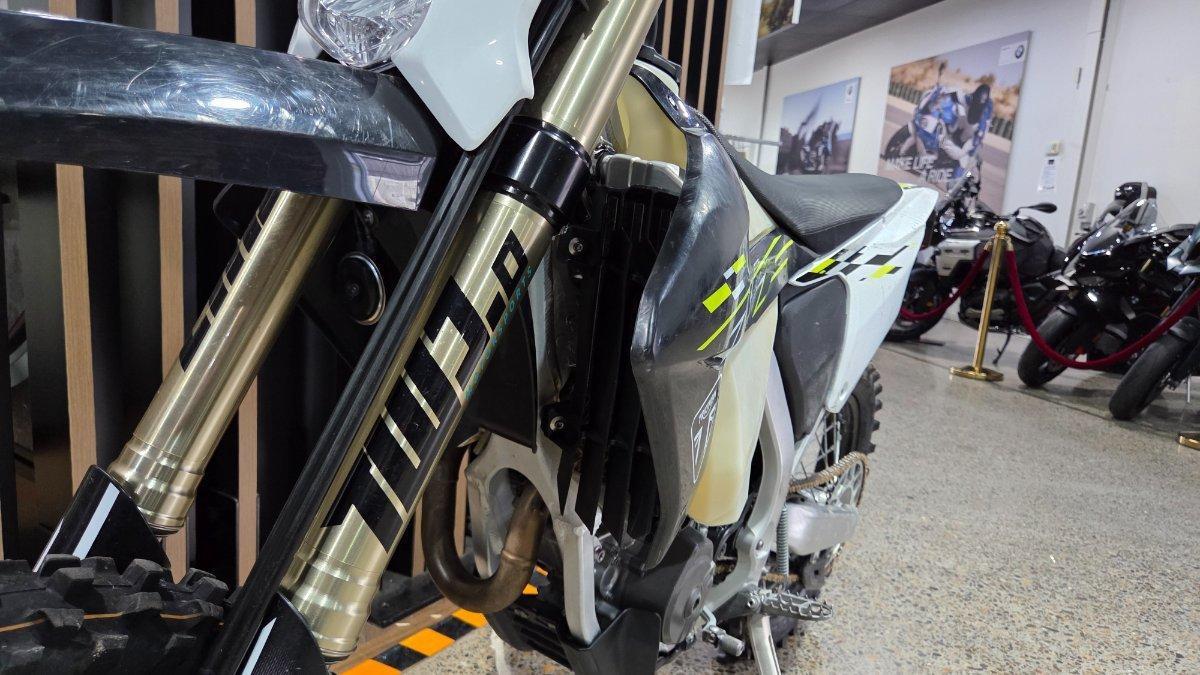 2025 TRIUMPH TF 250-E ENDURO