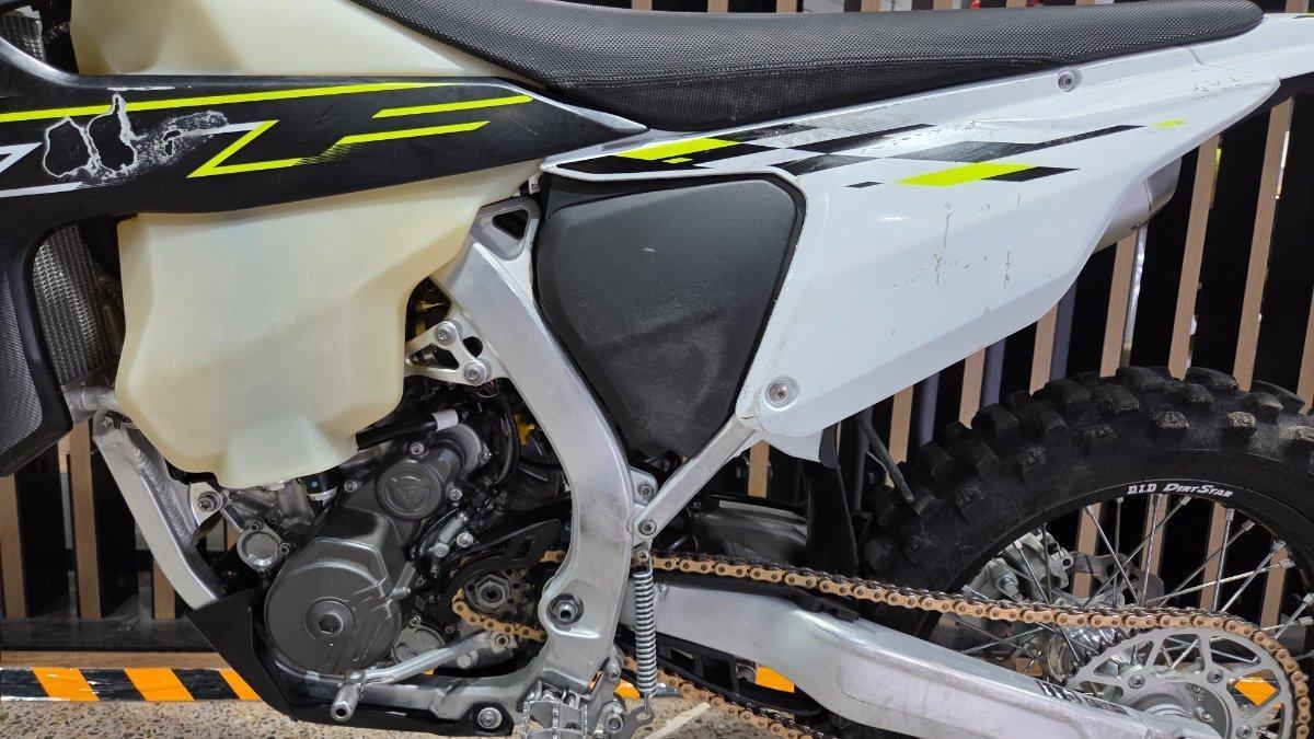 2025 TRIUMPH TF 250-E ENDURO