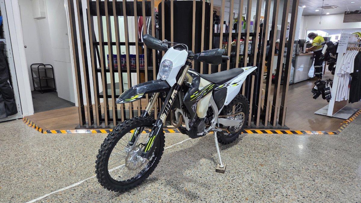 2025 TRIUMPH TF 250-E ENDURO