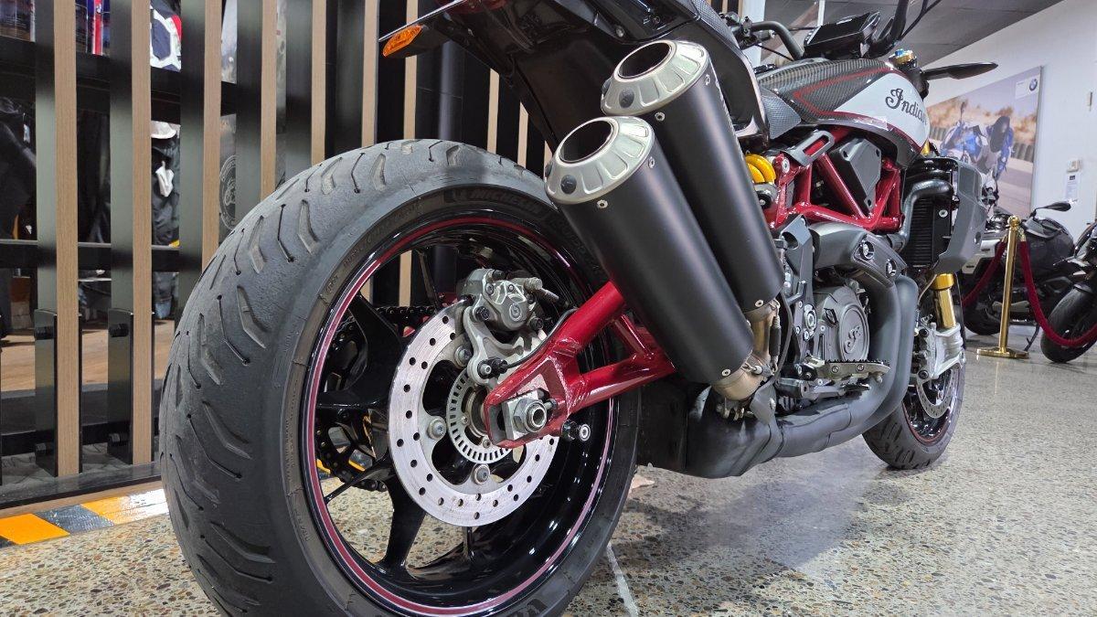 2022 INDIAN FTR R 1200 CARBON ROAD