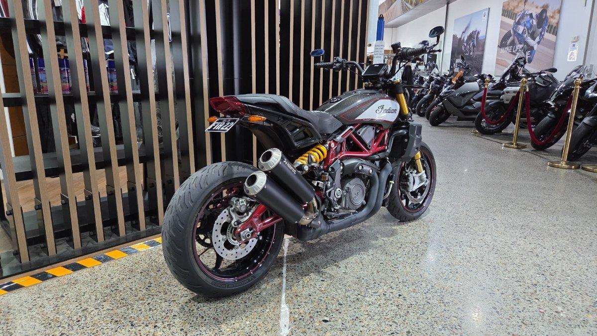 2022 INDIAN FTR R 1200 CARBON ROAD