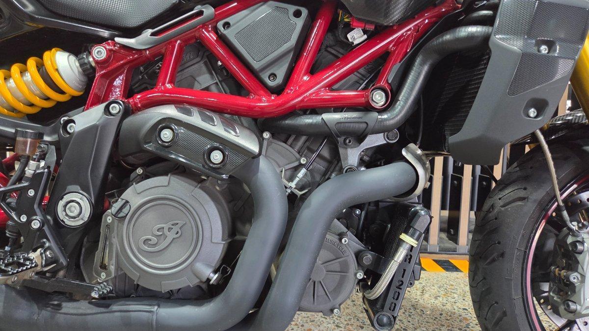 2022 INDIAN FTR R 1200 CARBON ROAD